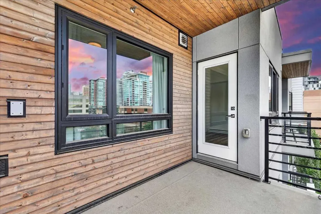 120 18 Avenue SW Calgary AB T2S 3H5
