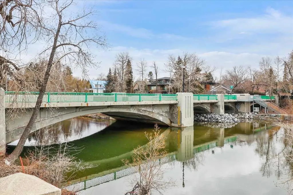 120 18 Avenue SW Calgary AB T2S 3H5
