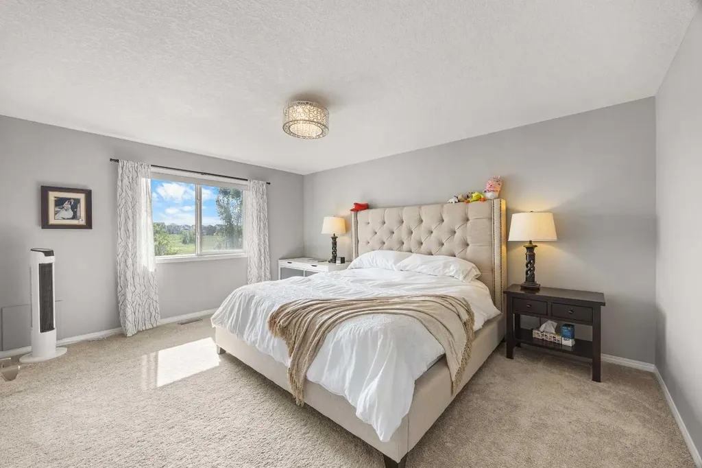 208 Panton Road NW Calgary AB T3K 0X7