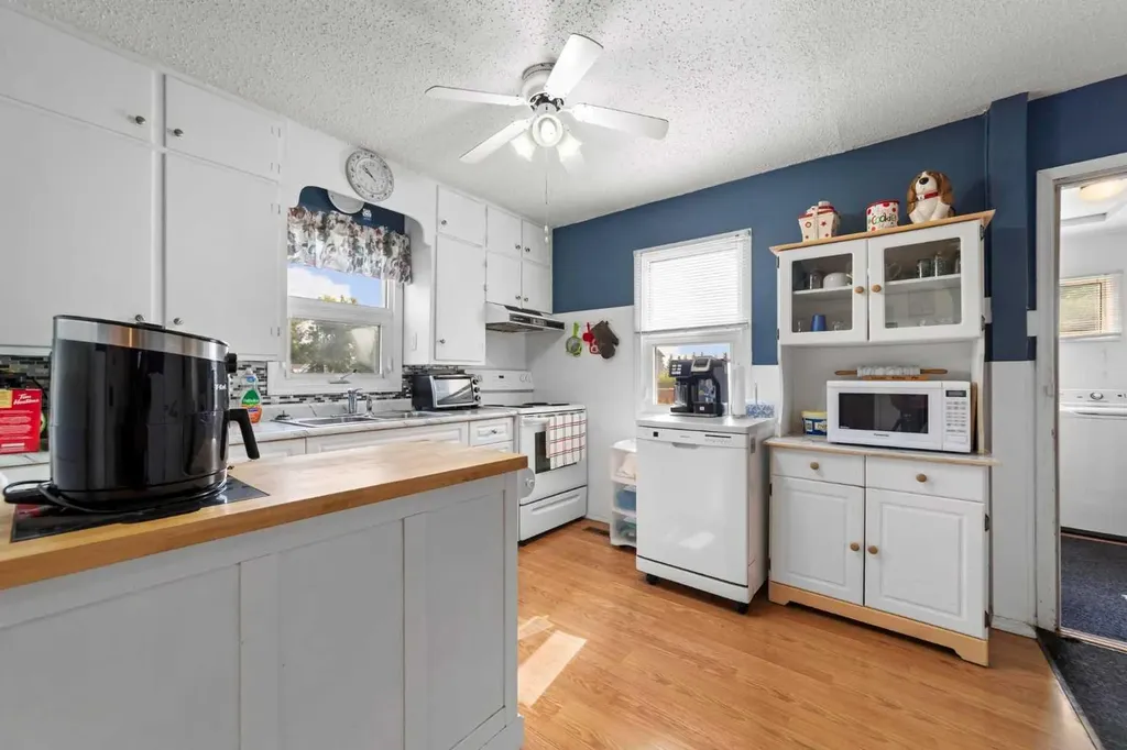 1019 Main Street Ohaton AB T0B 3P0