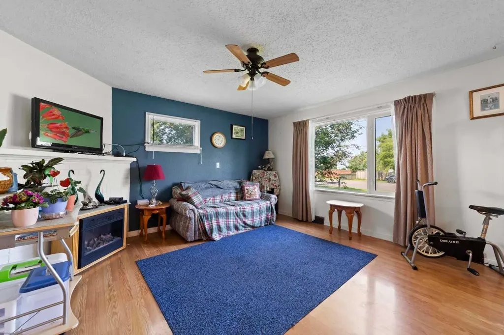 1019 Main Street Ohaton AB T0B 3P0