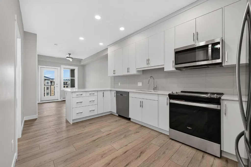 55 Wolf Hollow Crescent SE Calgary AB T2X 5K9