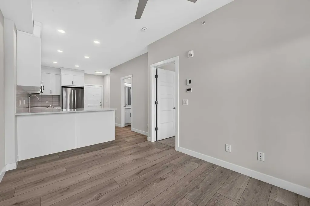 55 Wolf Hollow Crescent SE Calgary AB T2X 5K9