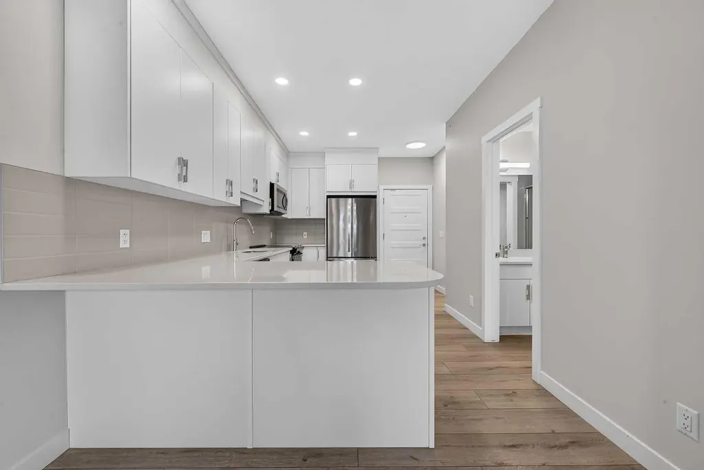 55 Wolf Hollow Crescent SE Calgary AB T2X 5K9