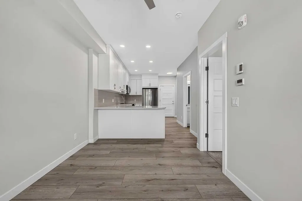 55 Wolf Hollow Crescent SE Calgary AB T2X 5K9