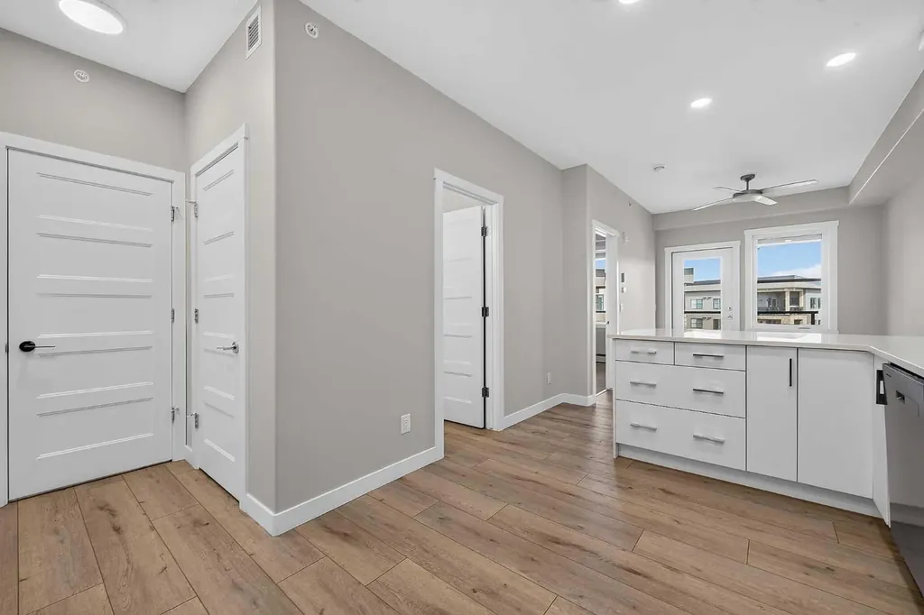 55 Wolf Hollow Crescent SE Calgary AB T2X 5K9