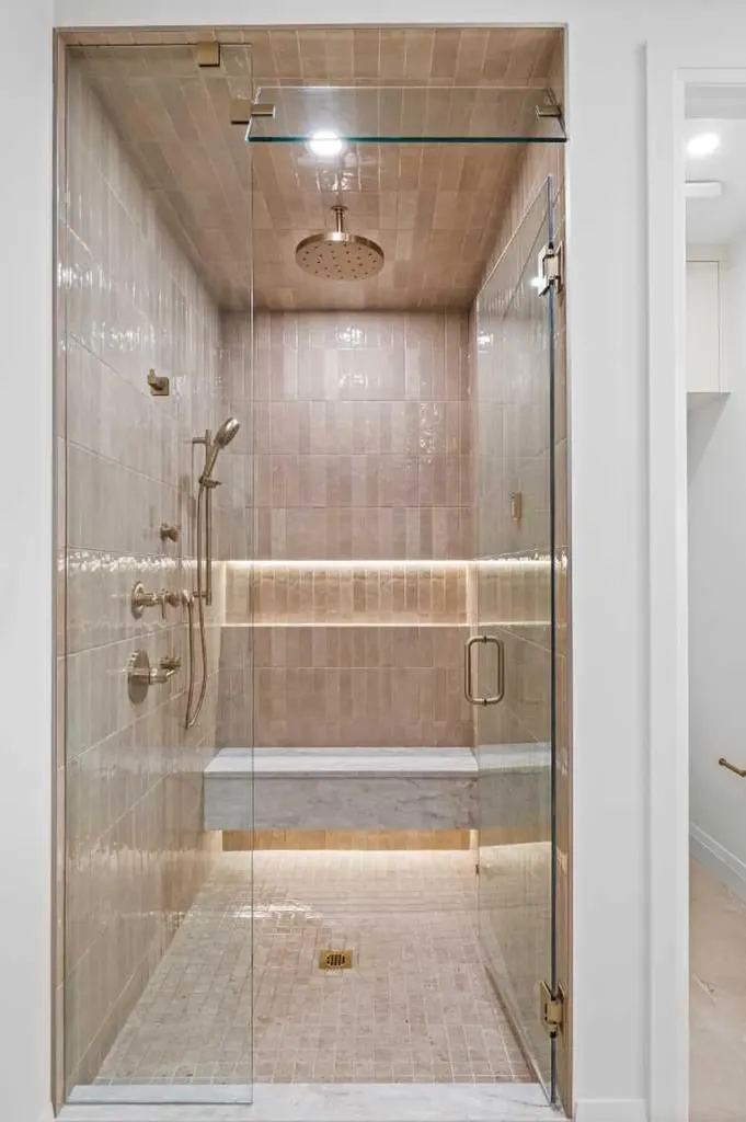 730 25 Avenue NW Calgary AB T2M 2B2