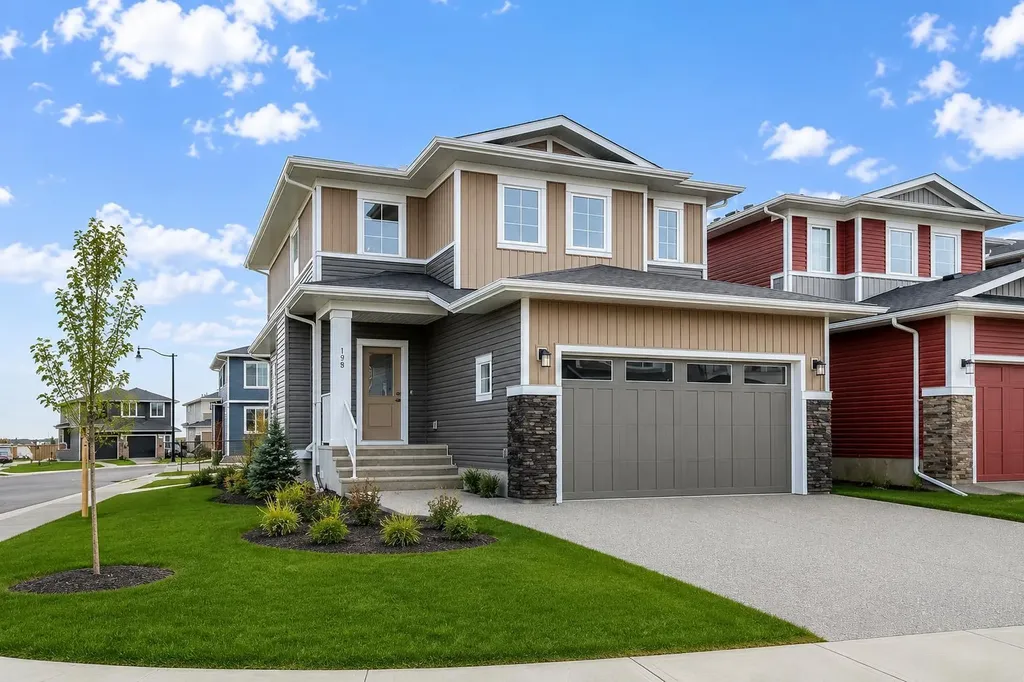 198 Dawson Harbour Hill Chestermere AB T1X 2S4