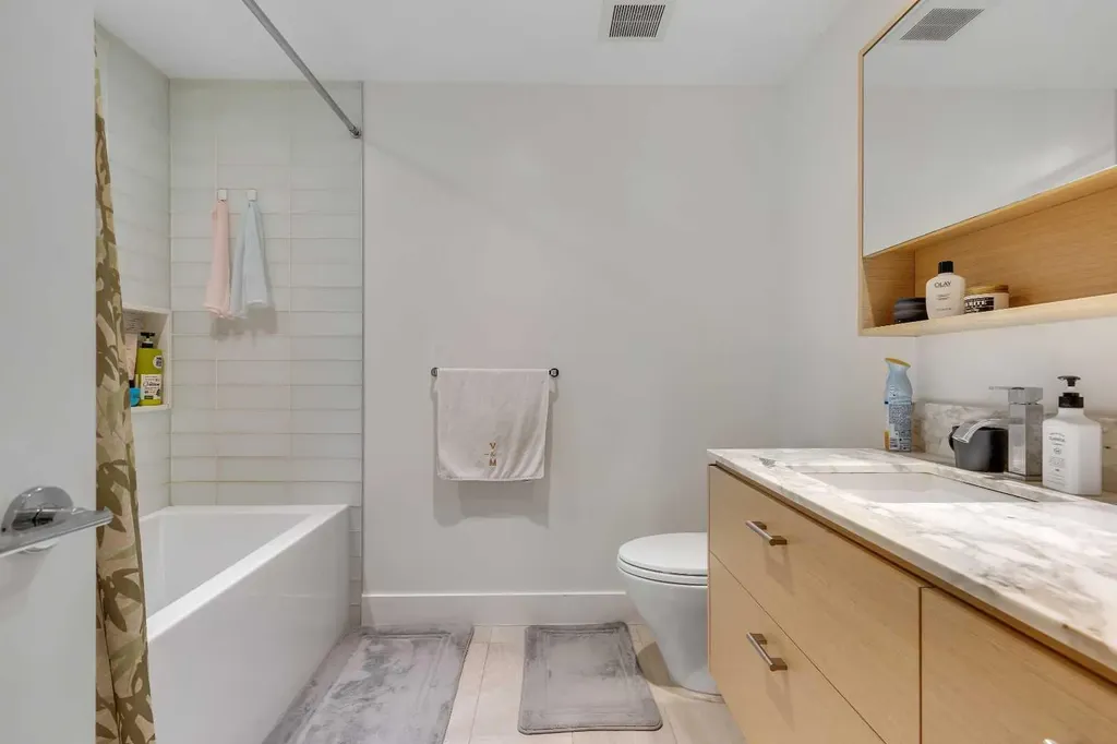 1025 5 Avenue SW Calgary AB T2P 1N4