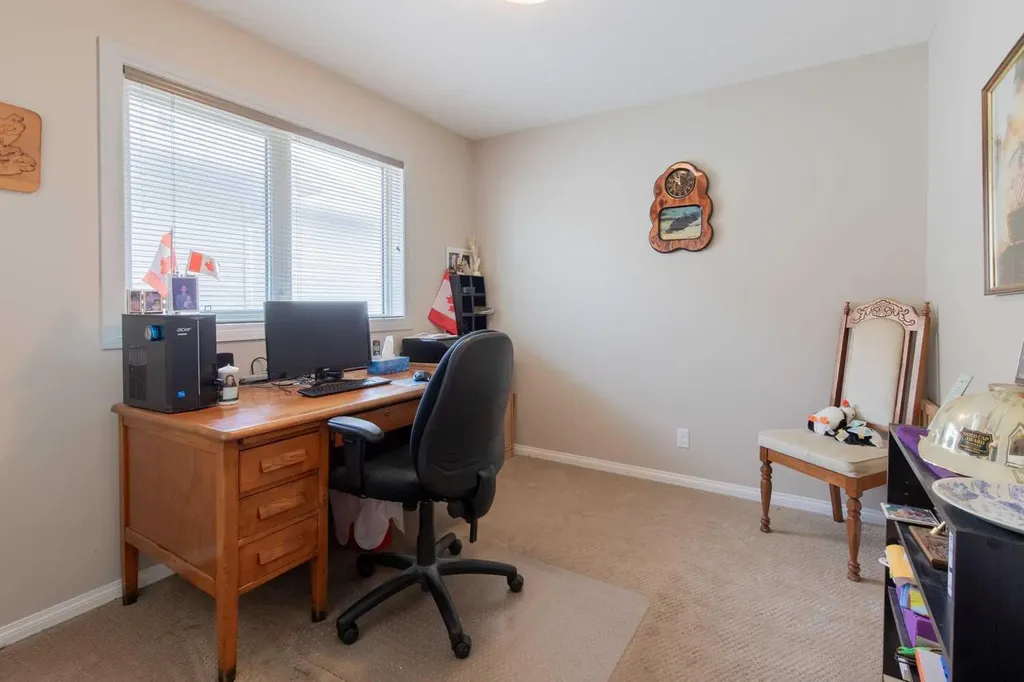 195 Mt Sundial Court W Lethbridge AB T1J 5C2