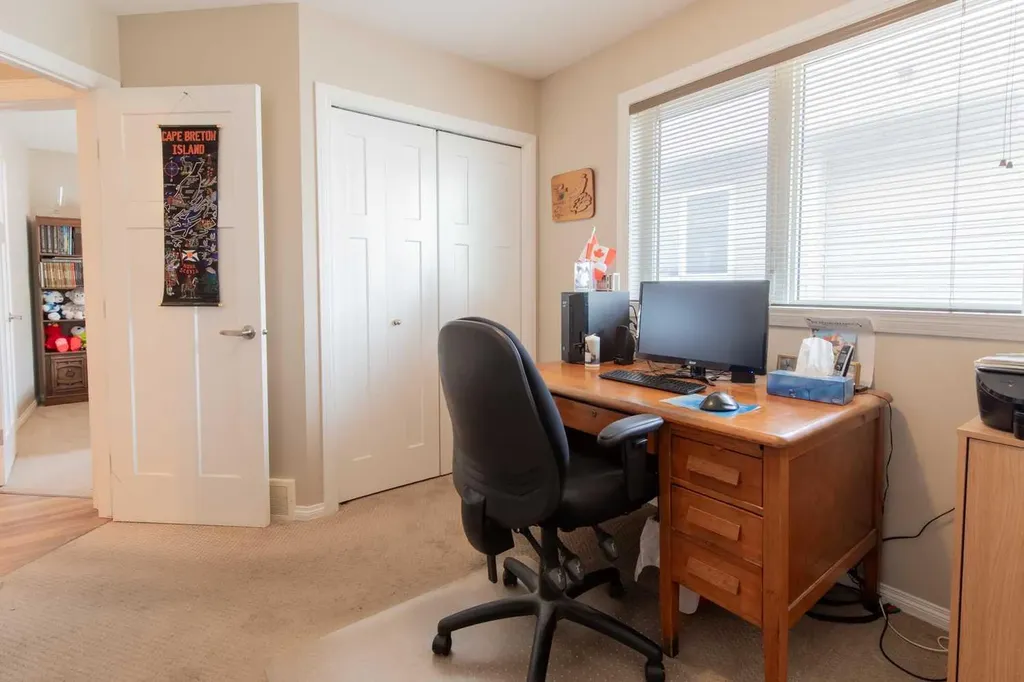 195 Mt Sundial Court W Lethbridge AB T1J 5C2