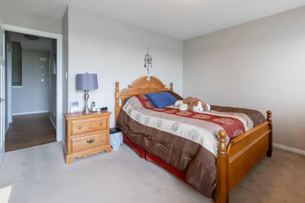 195 Mt Sundial Court W Lethbridge AB T1J 5C2
