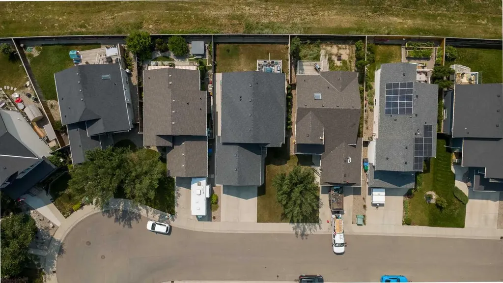 195 Mt Sundial Court W Lethbridge AB T1J 5C2