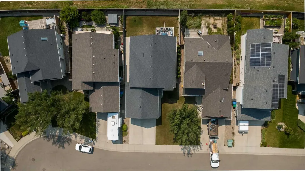 195 Mt Sundial Court W Lethbridge AB T1J 5C2