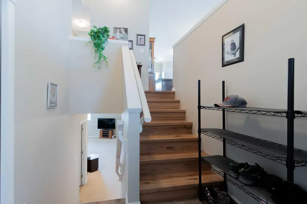 195 Mt Sundial Court W Lethbridge AB T1J 5C2