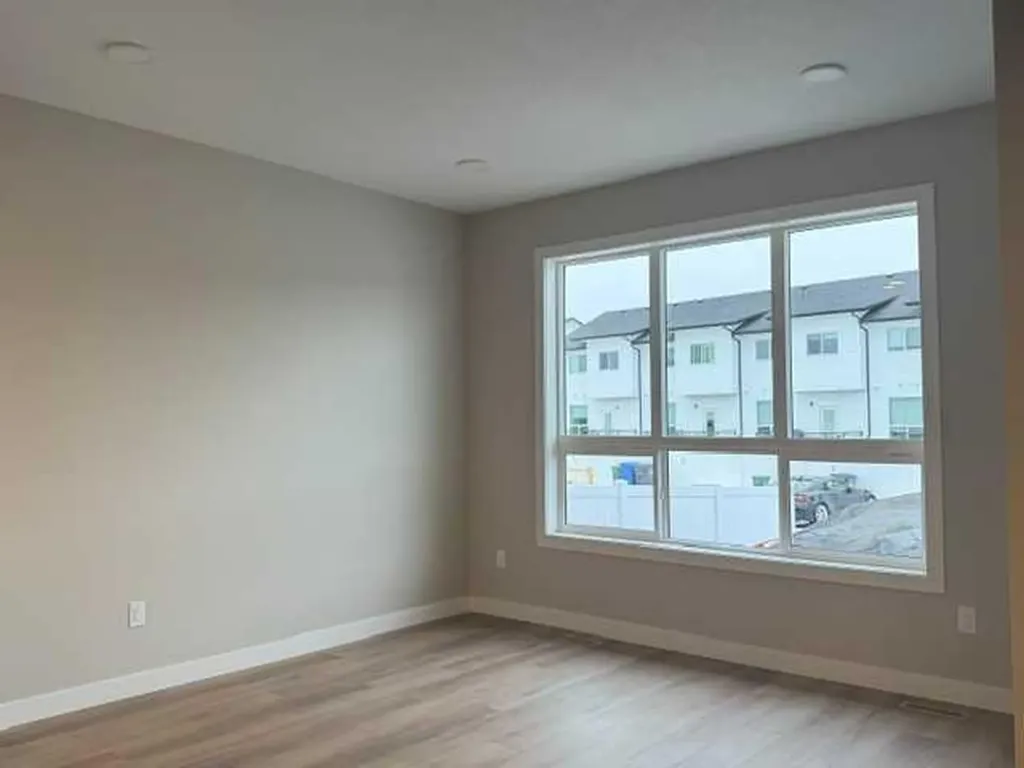 13 Ellington Crescent Red Deer AB T4P3H1