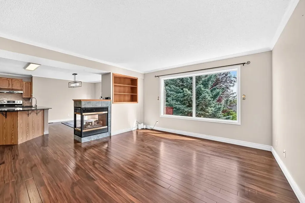 287 Harvest Oak Rise NE Calgary AB T3K4V1