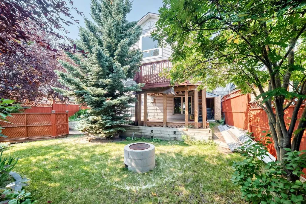 287 Harvest Oak Rise NE Calgary AB T3K4V1