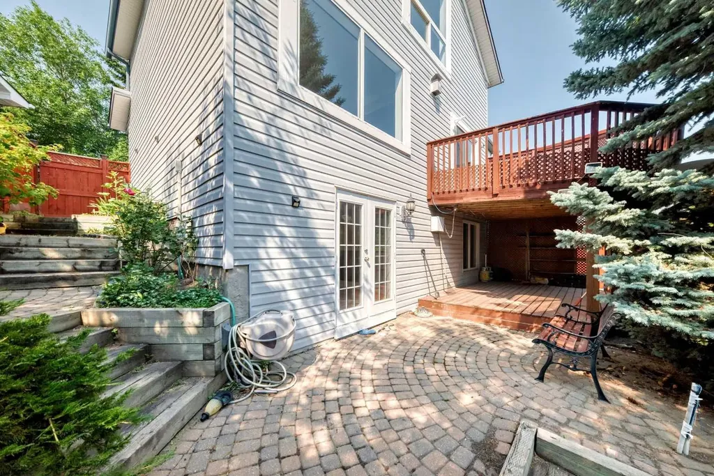 287 Harvest Oak Rise NE Calgary AB T3K4V1