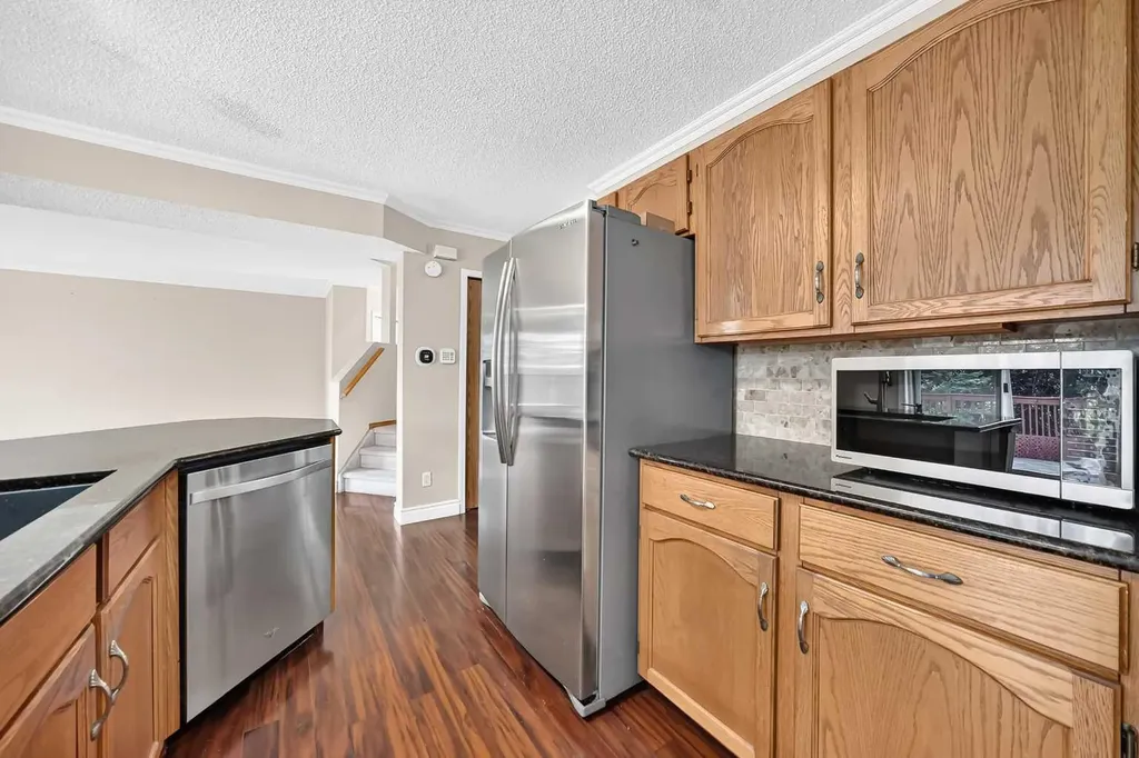 287 Harvest Oak Rise NE Calgary AB T3K4V1