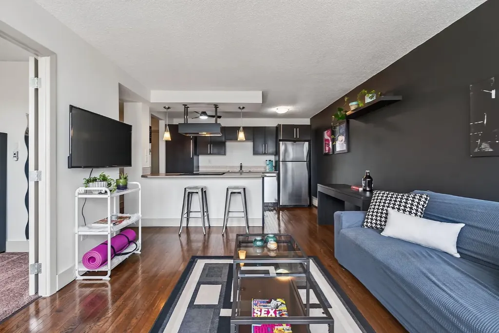 505 19 Avenue SW Calgary AB T2S0E4