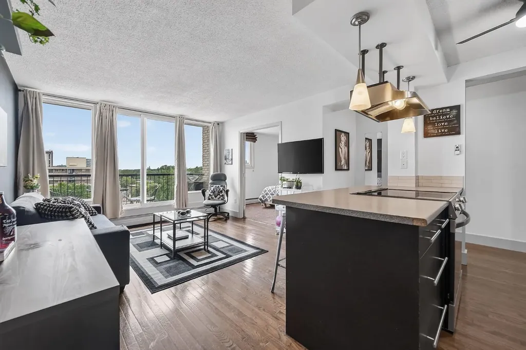 505 19 Avenue SW Calgary AB T2S0E4