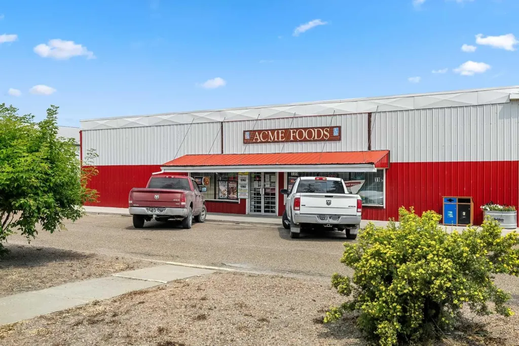 508 Peever Street Acme AB T0M 0A0