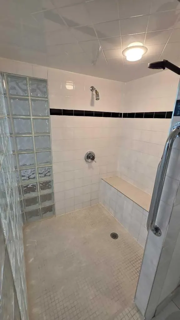 738 3 Avenue SW Calgary AB T2P 0J7