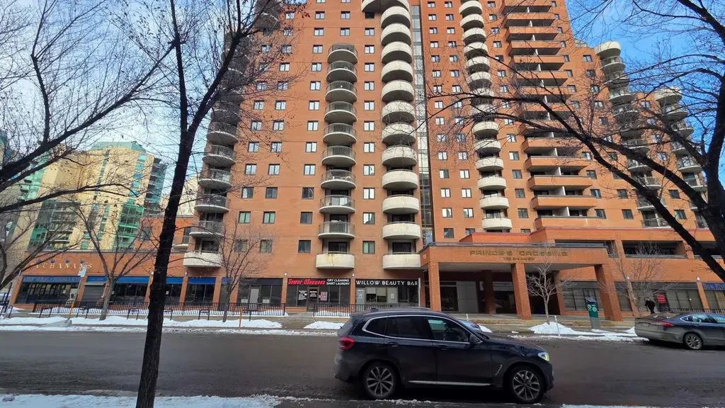 738 3 Avenue SW Calgary AB T2P 0J7
