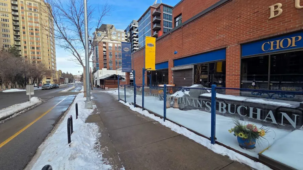 738 3 Avenue SW Calgary AB T2P 0J7