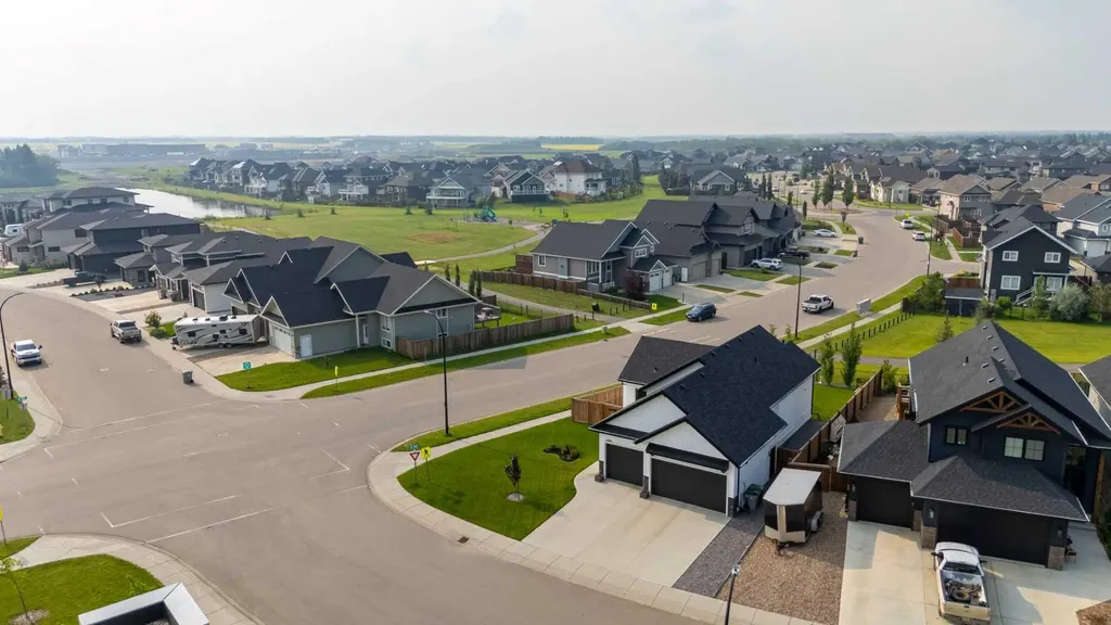 6026 13 Street Lloydminster AB T9V 3V5