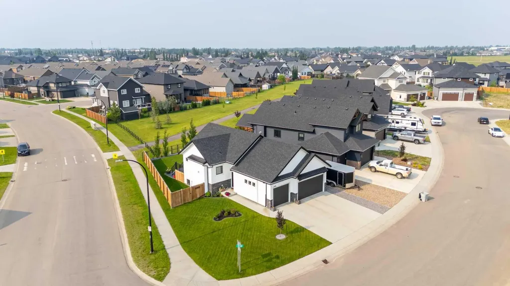 6026 13 Street Lloydminster AB T9V 3V5