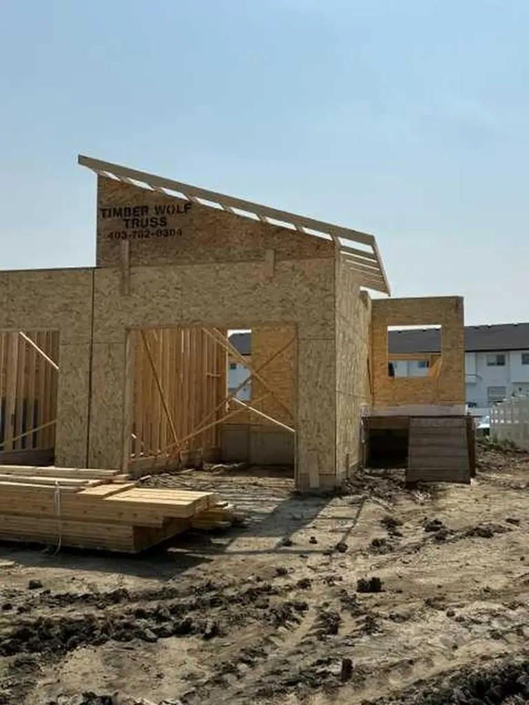 15 Ellington Crescent Red Deer AB T4P3M1