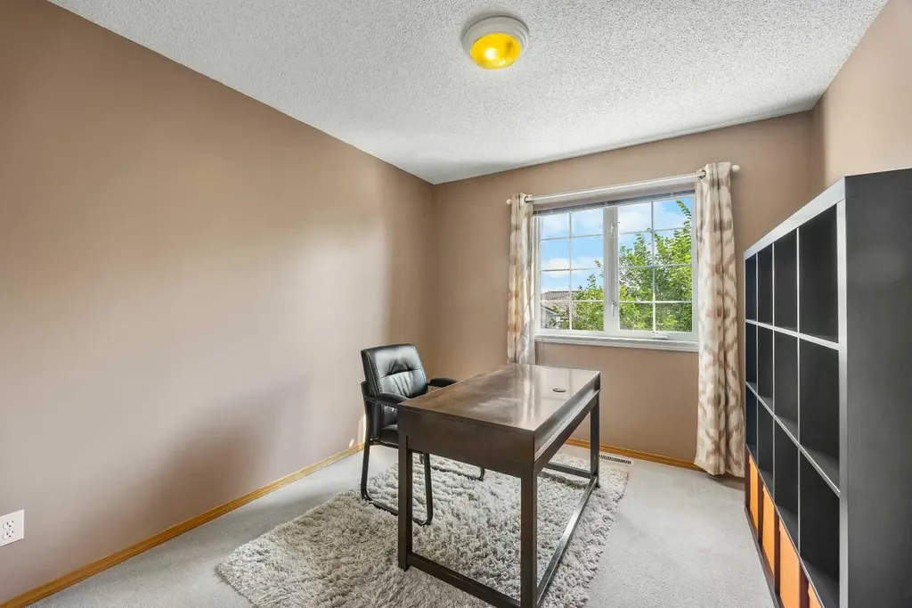 36 Hamptons Link NW Calgary AB T3A 5V9