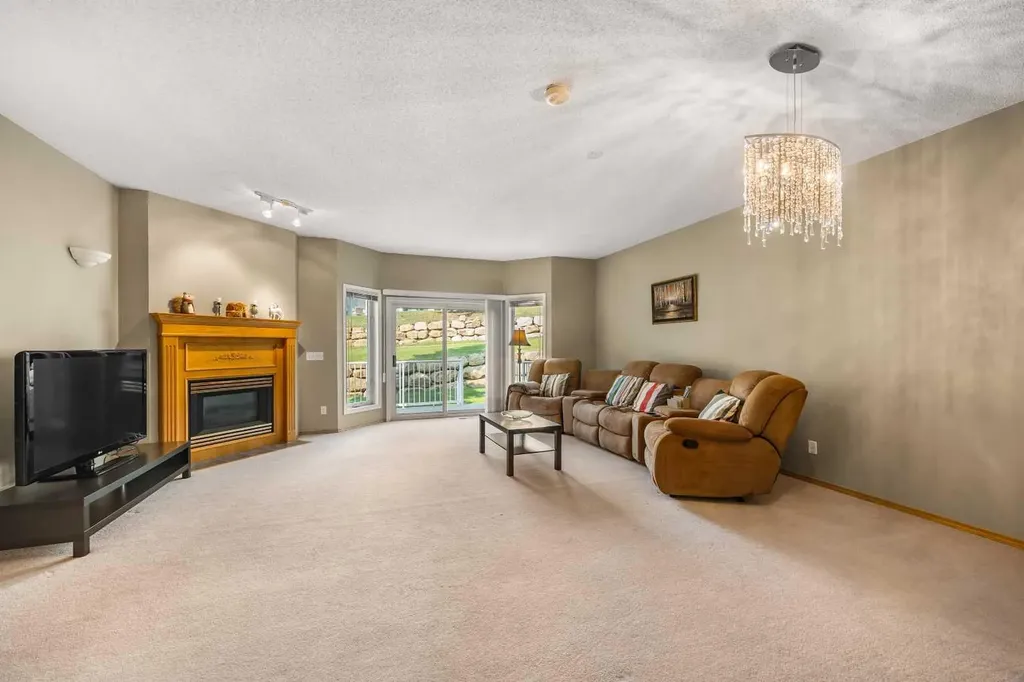 36 Hamptons Link NW Calgary AB T3A 5V9