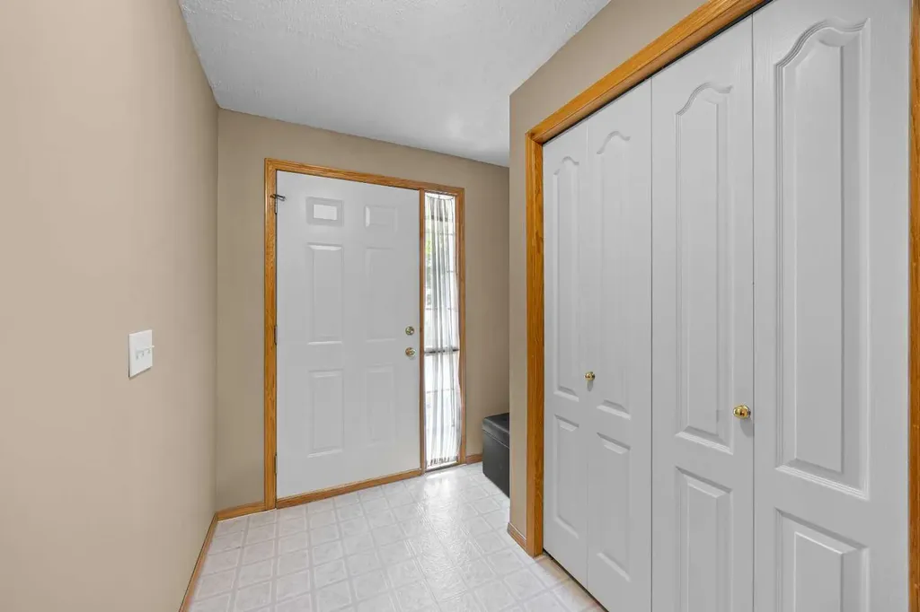 36 Hamptons Link NW Calgary AB T3A 5V9