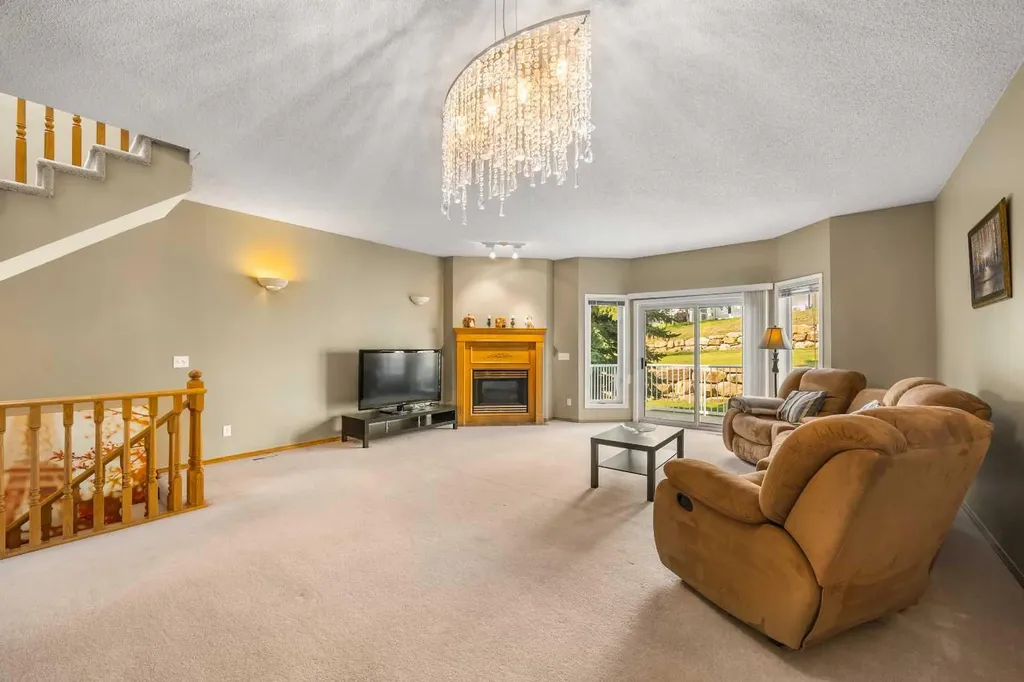 36 Hamptons Link NW Calgary AB T3A 5V9