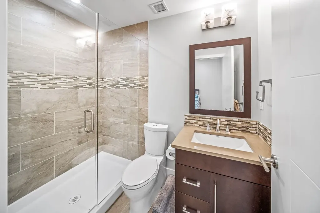 19 Creekside Mews Canmore AB T1W 0J4