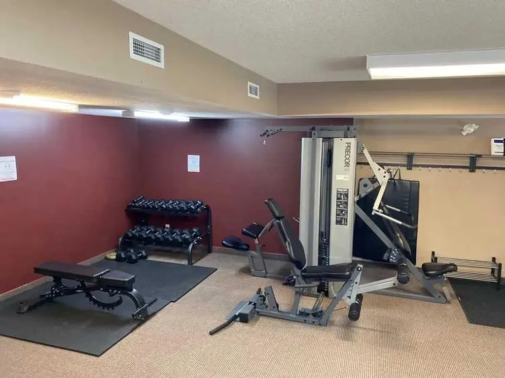 60 Royal Oak Plaza NW Calgary AB T3G 0A7