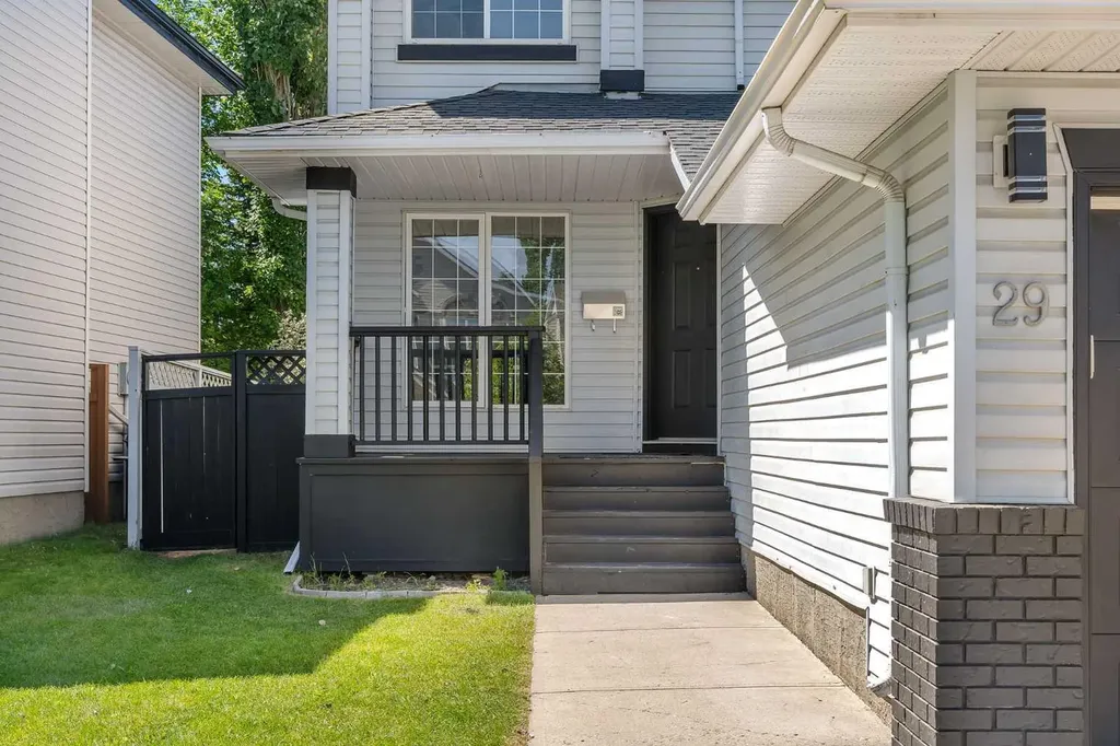 29 Douglas Glen Crescent SE Calgary AB T2Z 3M6