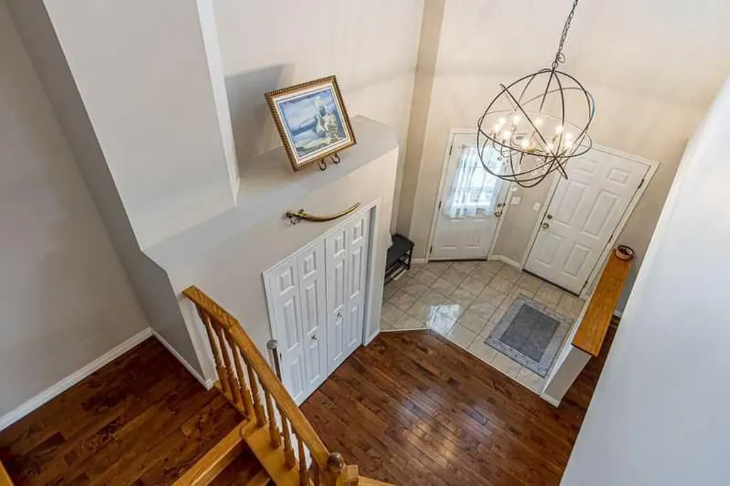 8389 Saddleridge Drive NE Calgary AB T3J4W9