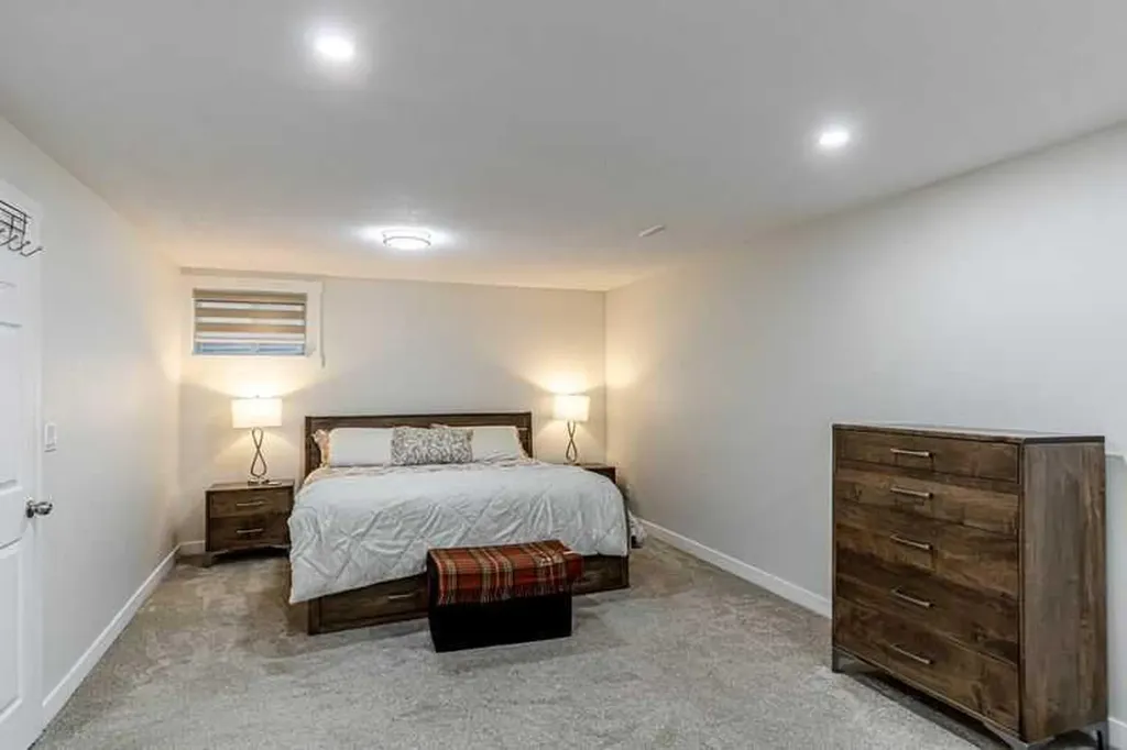 8389 Saddleridge Drive NE Calgary AB T3J4W9