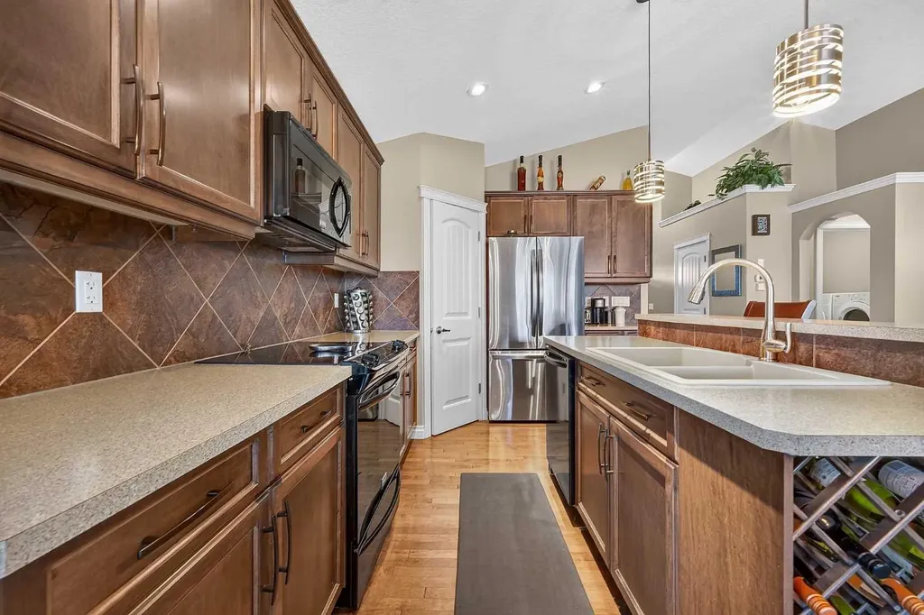 138 Hanson Drive NE Langdon AB T0J 1X1