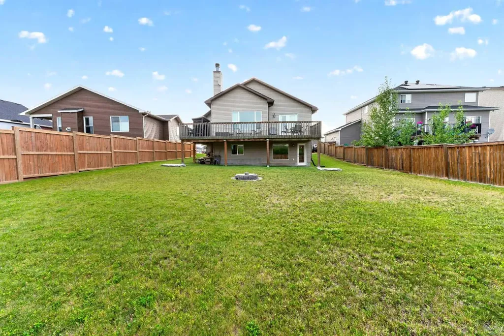 138 Hanson Drive NE Langdon AB T0J 1X1