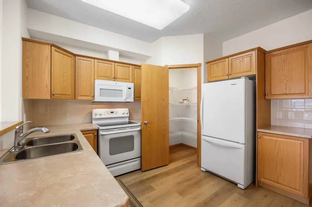 151 Country Village Road NE Calgary AB T3K 5X5