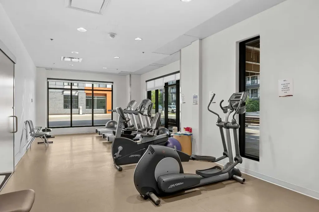 383 Smith Street NW Calgary AB T3B6J9