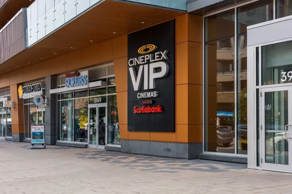 383 Smith Street NW Calgary AB T3B6J9