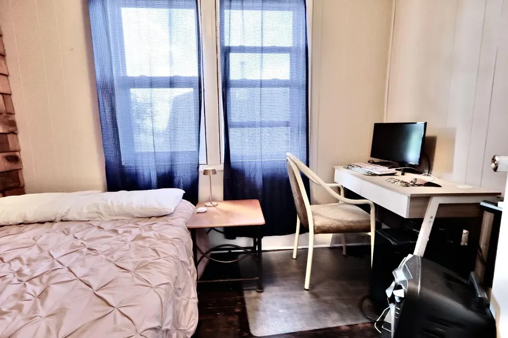 109 3 Avenue E Oyen AB T0J2J0
