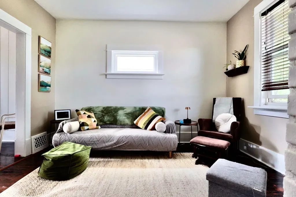 109 3 Avenue E Oyen AB T0J2J0