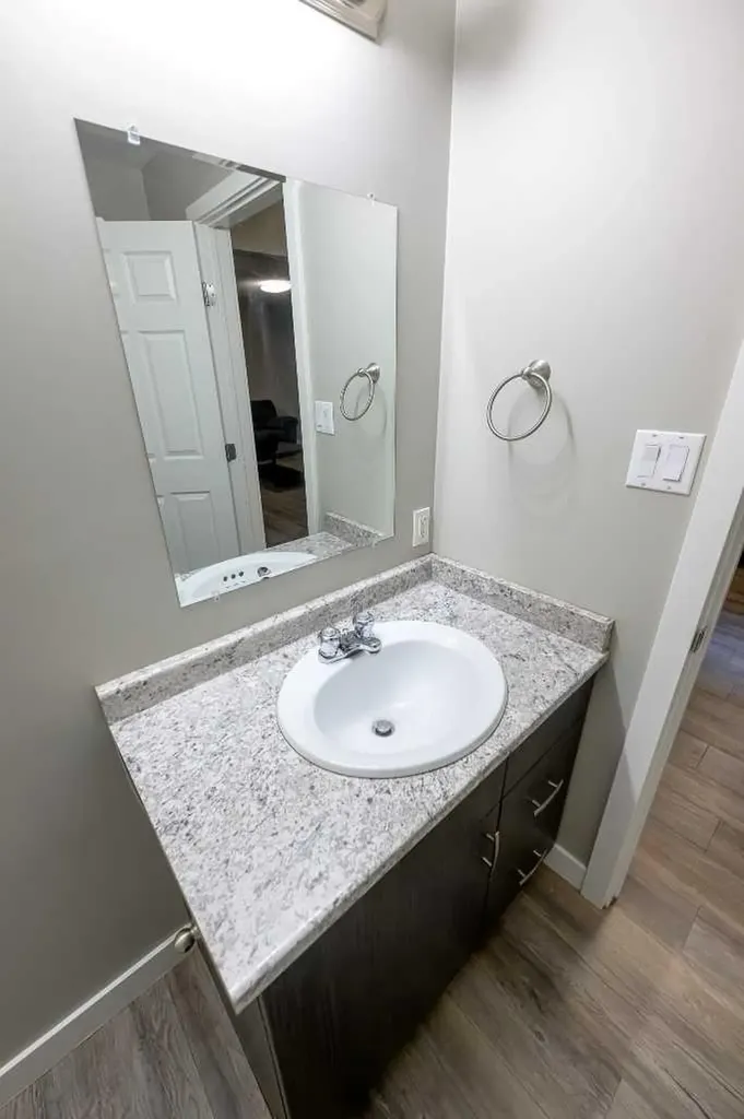 9413 123 Avenue Grande Prairie AB T8V5Y4